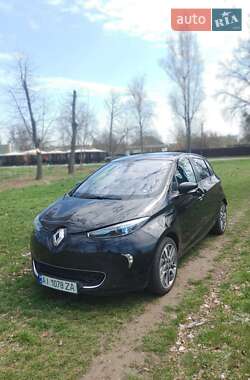 Хэтчбек Renault Zoe 2015 в 
