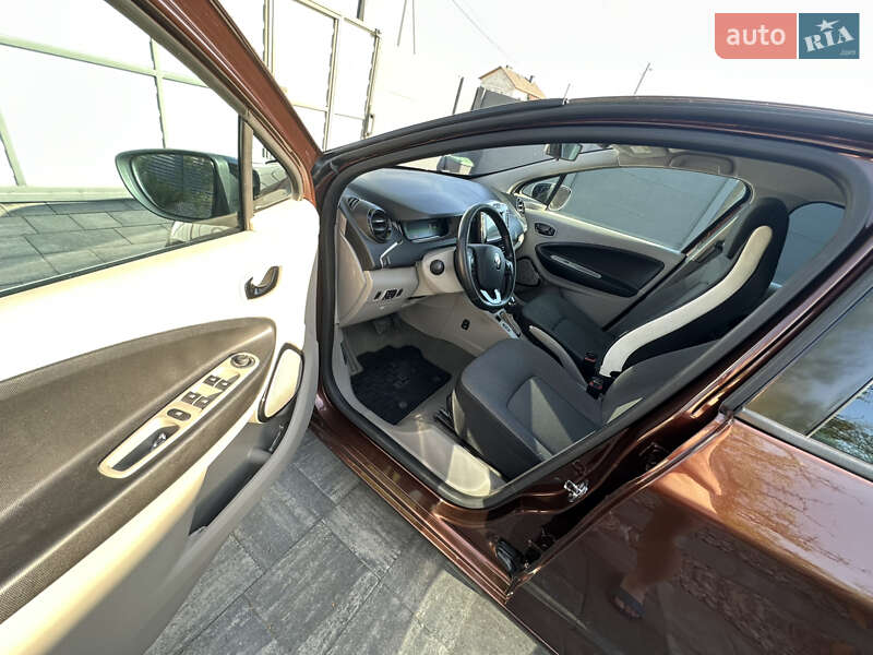 Хэтчбек Renault Zoe 2015 в Днепре