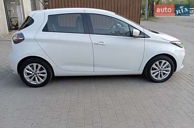 Хэтчбек Renault Zoe 2020 в 