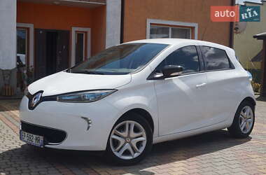 Хэтчбек Renault Zoe 2017 в 