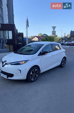 Хэтчбек Renault Zoe 2018 в 