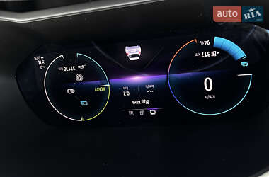 Хэтчбек Renault Zoe 2021 в 