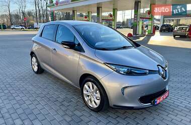Хетчбек Renault Zoe 2016 в 