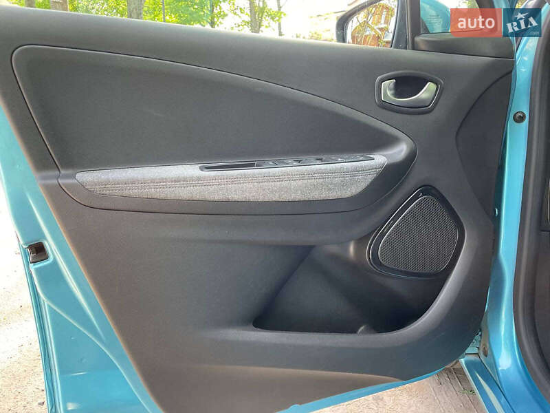Хэтчбек Renault Zoe 2020 в Киеве