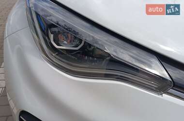 Хэтчбек Renault Zoe 2020 в 