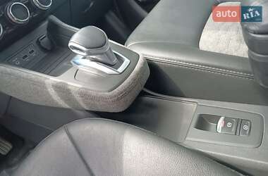 Хэтчбек Renault Zoe 2020 в 