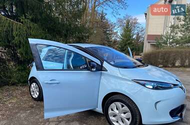 Хэтчбек Renault Zoe 2013 в 