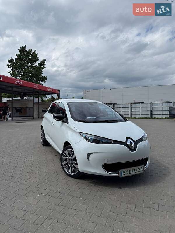 Хэтчбек Renault Zoe 2016 в Львове