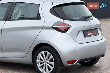 Хэтчбек Renault Zoe 2021 в 