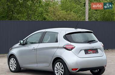 Хэтчбек Renault Zoe 2021 в 