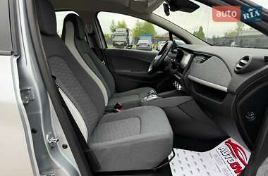 Хэтчбек Renault Zoe 2021 в 