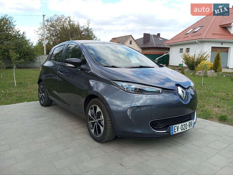 Хэтчбек Renault Zoe 2018 в 