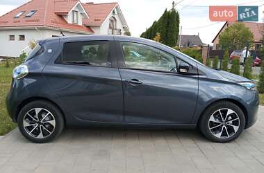 Хэтчбек Renault Zoe 2018 в 