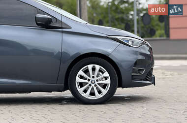 Хетчбек Renault Zoe 2020 в 