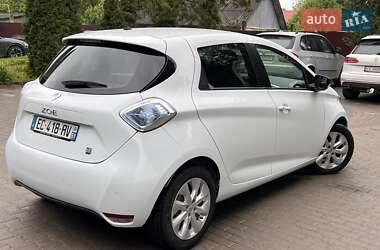 Хетчбек Renault Zoe 2016 в 