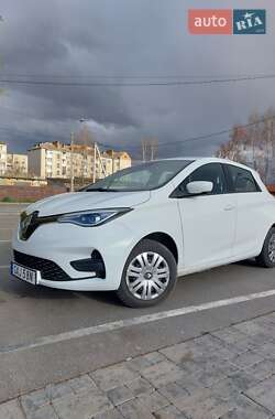 Хэтчбек Renault Zoe 2021 в 