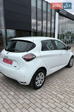 Хэтчбек Renault Zoe 2020 в 