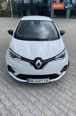 Хэтчбек Renault Zoe 2020 в 