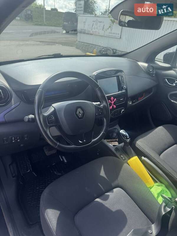 Хетчбек Renault Zoe 2018 в 