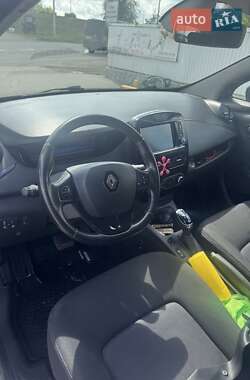 Хетчбек Renault Zoe 2018 в 
