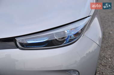Хетчбек Renault Zoe 2016 в 