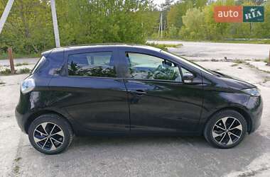 Хэтчбек Renault Zoe 2018 в 