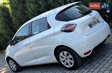 Хэтчбек Renault Zoe 2021 в 