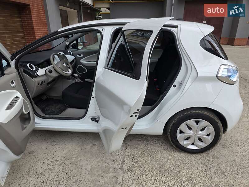 Хетчбек Renault Zoe 2014 в Івано-Франківську