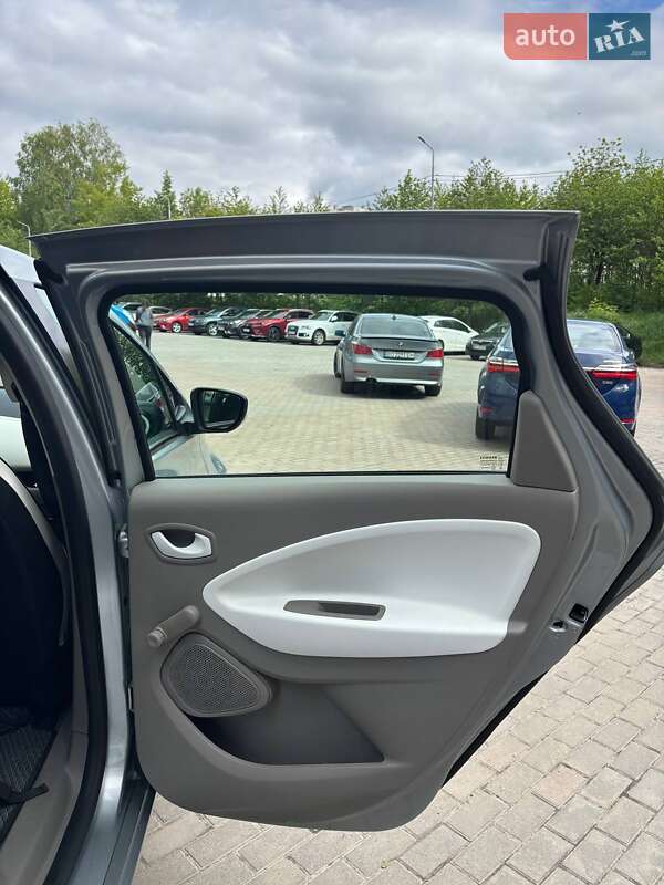 Хэтчбек Renault Zoe 2018 в Львове