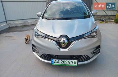 Хэтчбек Renault Zoe 2022 в 