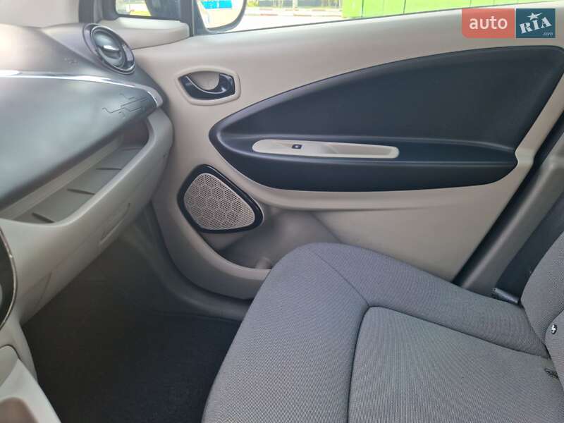 Хетчбек Renault Zoe 2015 в Коломиї