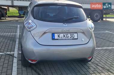 Хетчбек Renault Zoe 2015 в 