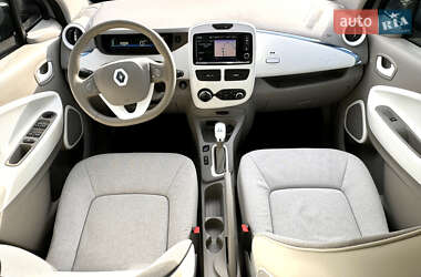 Хэтчбек Renault Zoe 2014 в 