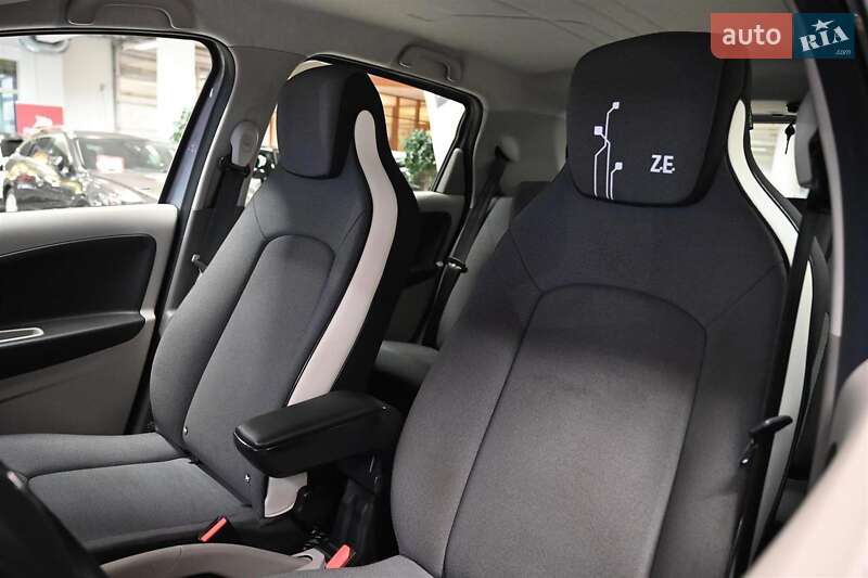 Хэтчбек Renault Zoe 2016 в Киеве