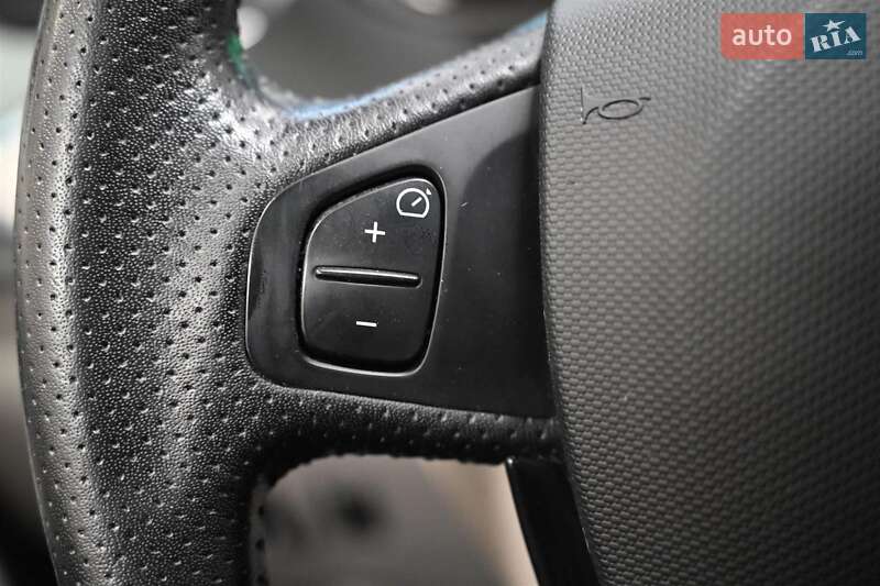 Хэтчбек Renault Zoe 2016 в Киеве