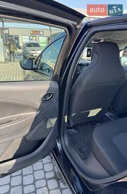 Хэтчбек Renault Zoe 2017 в 