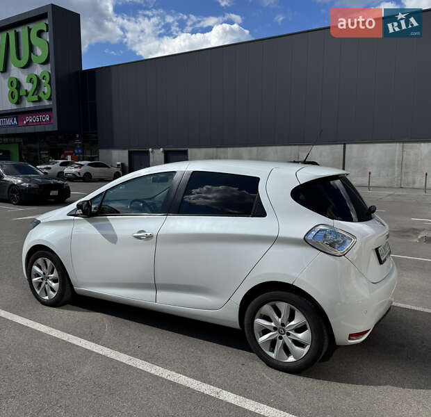 Хетчбек Renault Zoe 2017 в Києві фото 5 Хетчбек Renault Zoe 2017 в Києві