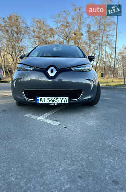 Хэтчбек Renault Zoe 2017 в 