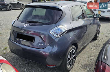 Хэтчбек Renault Zoe 2019 в 