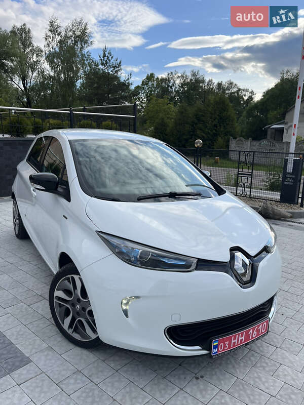 Хетчбек Renault Zoe 2017 в 