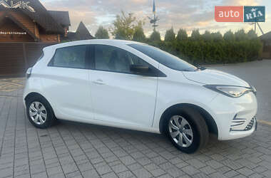 Хэтчбек Renault Zoe 2020 в 