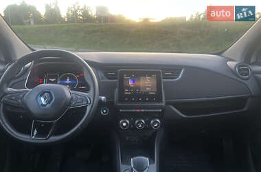 Хэтчбек Renault Zoe 2020 в 