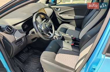 Хэтчбек Renault Zoe 2019 в 