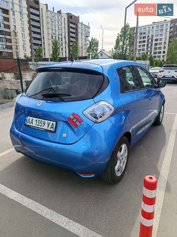 Хэтчбек Renault Zoe 2016 в Киеве фото 4 Хэтчбек Renault Zoe 2016 в Киеве