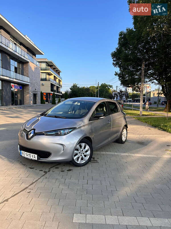 Хэтчбек Renault Zoe 2016 в Ужгороде