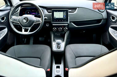 Хетчбек Renault Zoe 2022 в 