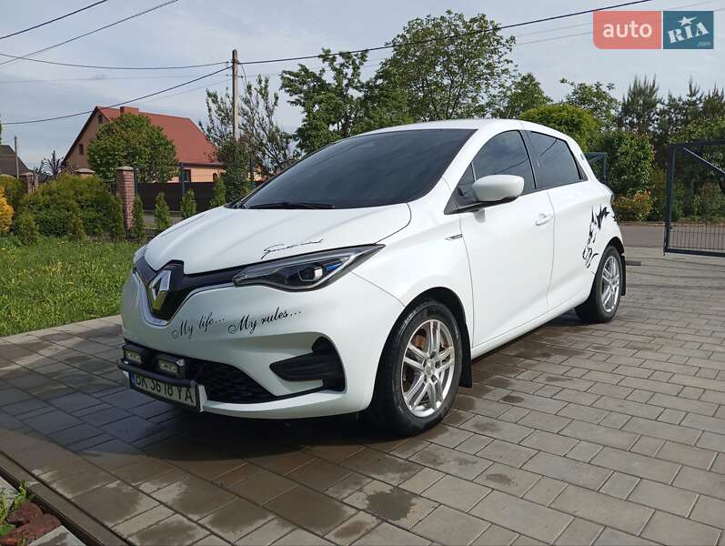 Хетчбек Renault Zoe 2021 в 