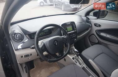 Хетчбек Renault Zoe 2015 в 