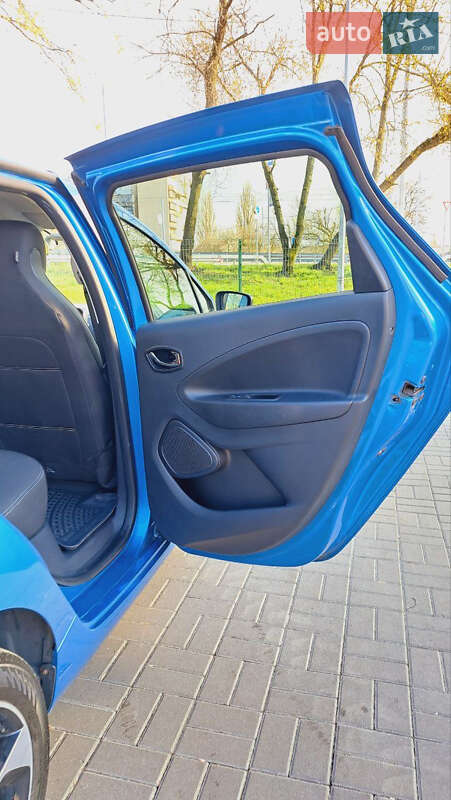 Хэтчбек Renault Zoe 2017 в Киеве