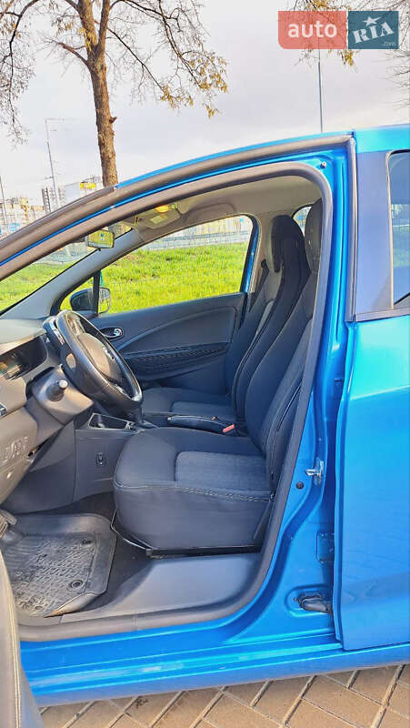 Хэтчбек Renault Zoe 2017 в Киеве